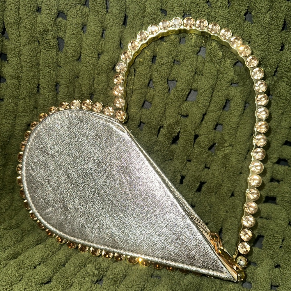 GOLD HEART HANDBAG